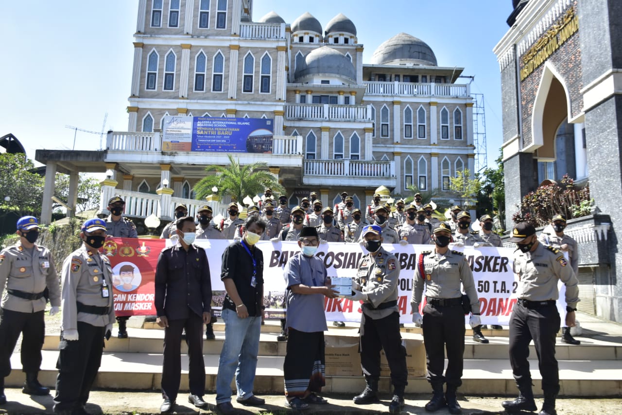 Siswa SIP Angkatan 50 Gelar Bakti Sosial