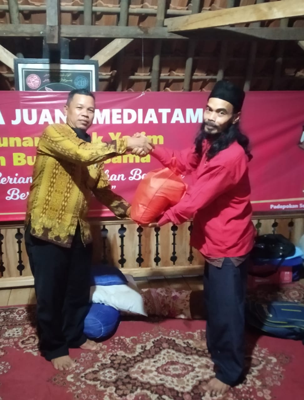 PAC PDI Perjuangan Kecamatan Kalanganyar Buka Puasa Bersama Seluruh Ketua Ranting Se - Kecamatan Kalanganyar 