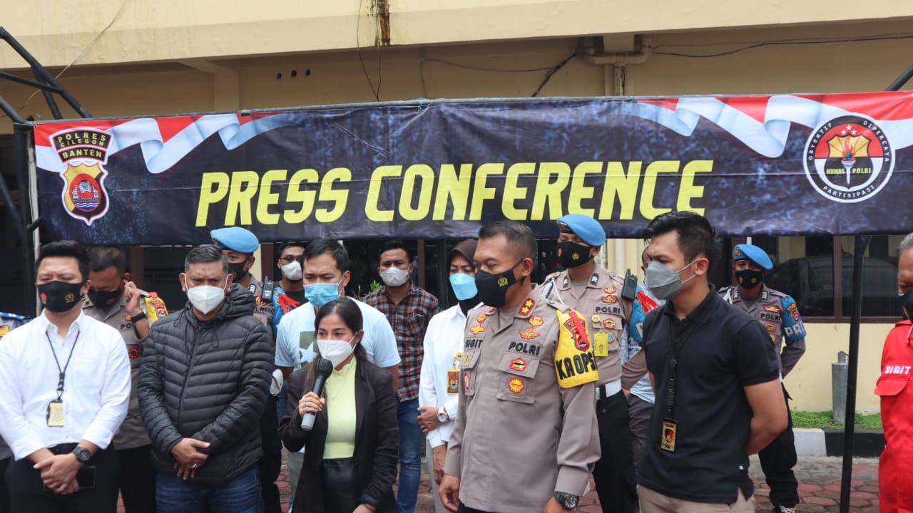 Polres Cilegon Gelar Press Conference Permintaan Maaf Insiden PosPam Ciwandan