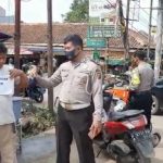 Polsek Gunung Sindur Gelar Ops PPKM Di Simpang  Pasar Prumpung