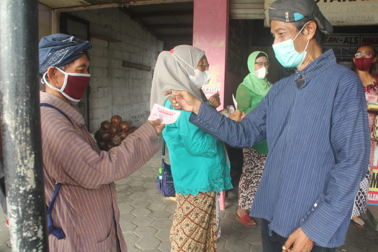 Paguyuban Joglo Semar Kirimkan Bingkisan Makanan Tradisional Untuk Gubernur Jawa Tengah