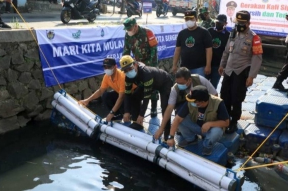 Walikota Tangerang Hadiri Acara Gerakan Kali Sipon Bersih