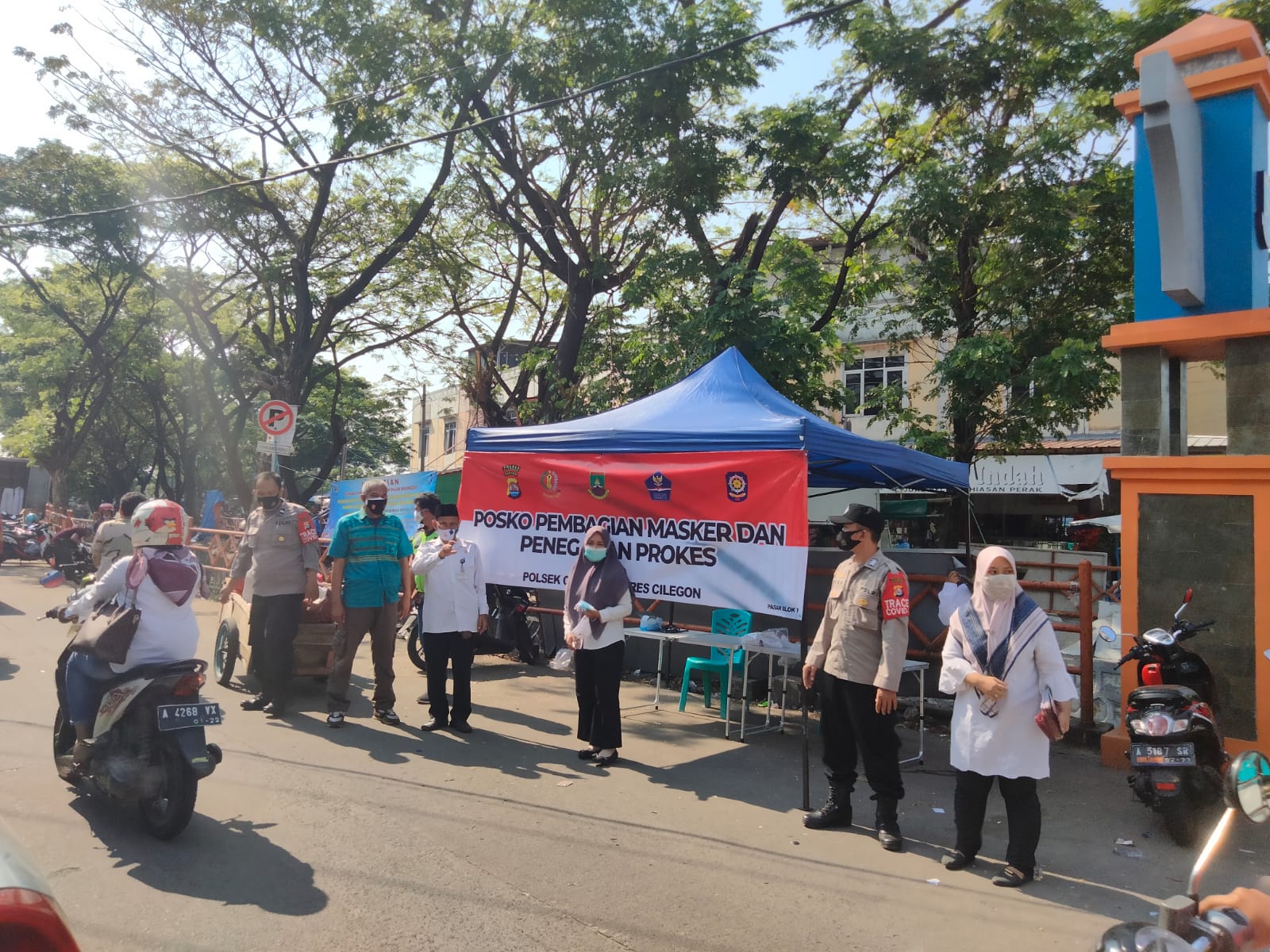 Polsek Cilegon Kota Dirikan Posko Pembagian Masker