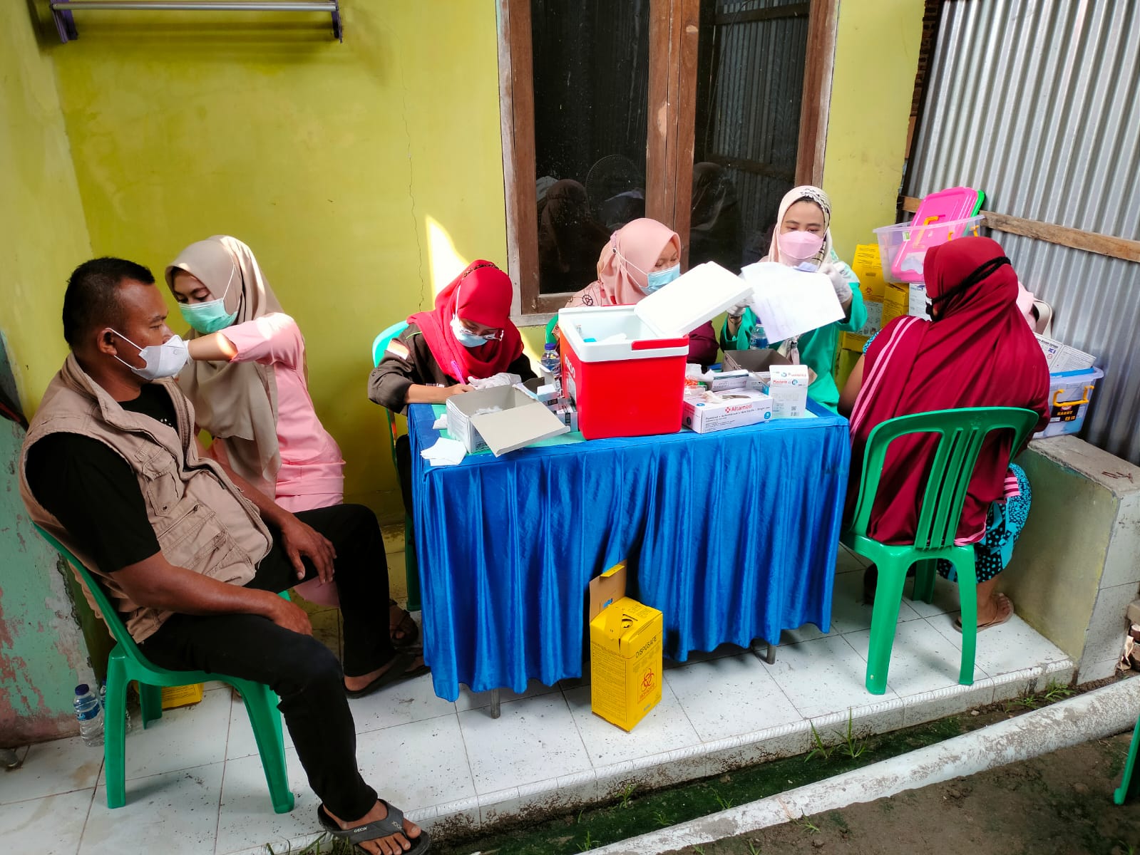 Biddokkes Polda Banten Gandeng KAHMI Banten Gelar Vaksinasi Nasional