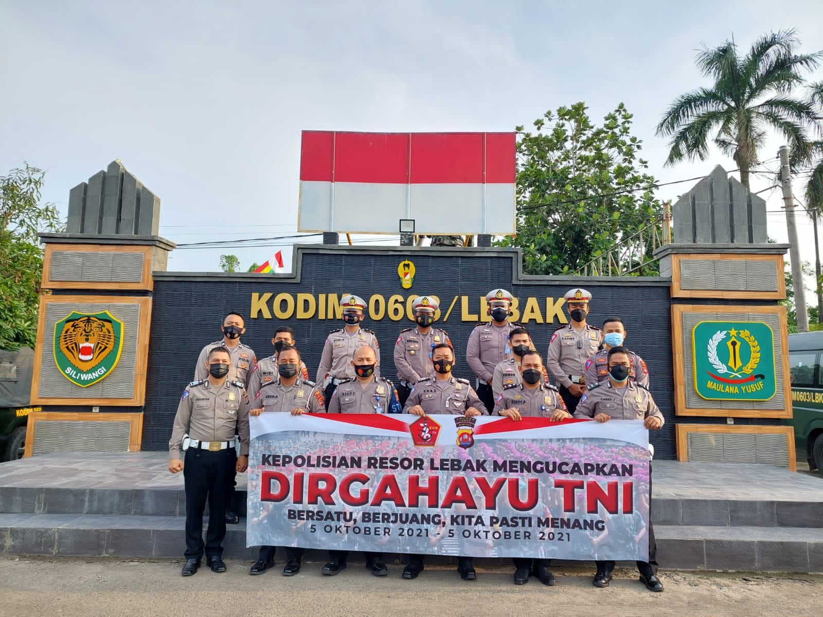 HUT TNI ke-76, Kapolres Lebak Polda Banten berikan Kejutan Dandim 0603 Lebak