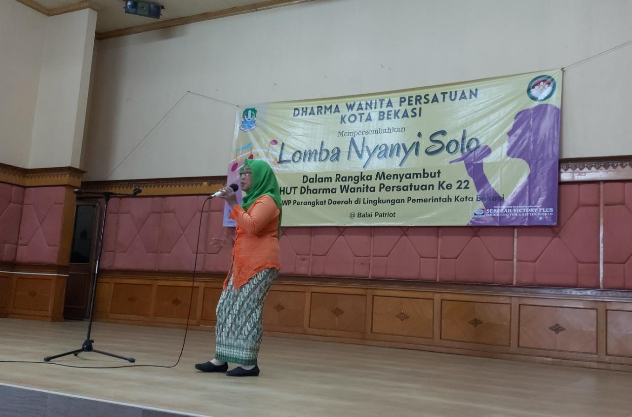 Dharma Wanita Persatuan Kota Bekasi Gelar Lomba Nyanyi Solo