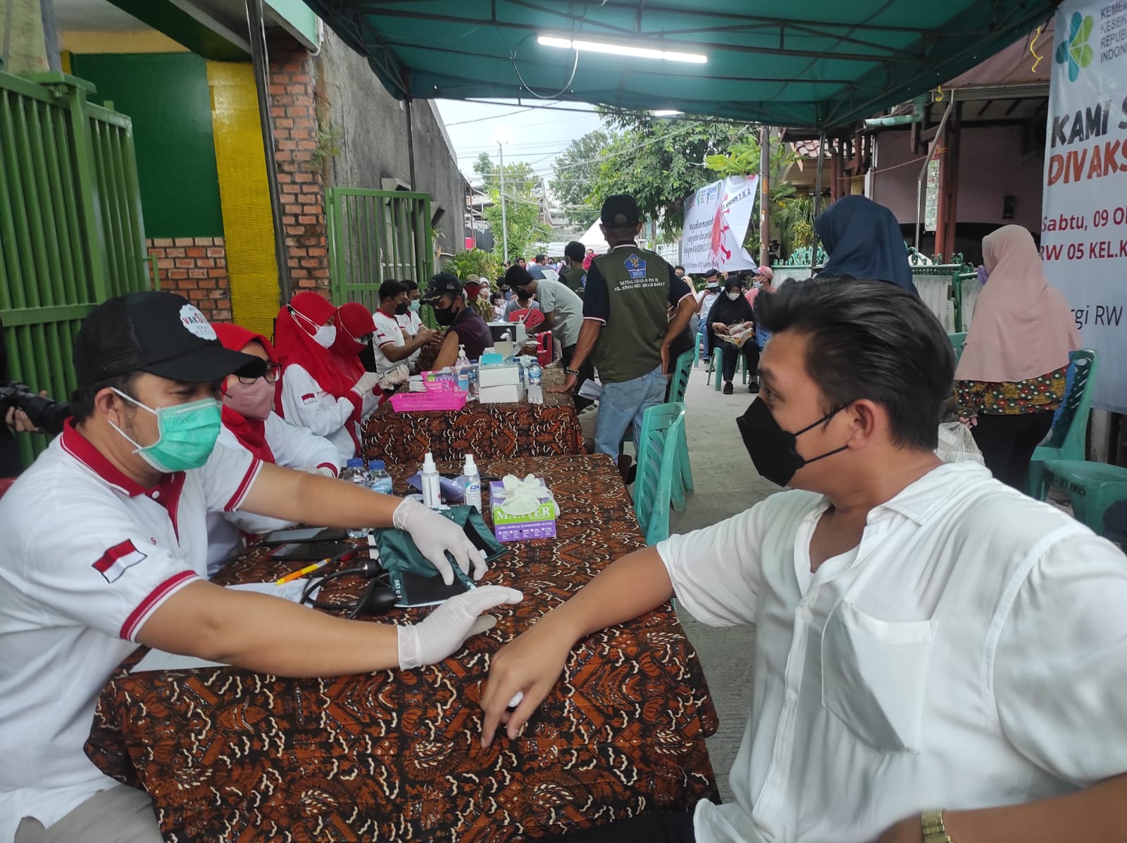 Kelurahan Kranji Kembali Gelar Vaksinasi di Rangkai Dengan Pelantikan Ketua RT