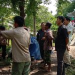Camat Ciomas Berikan Bantuan Ke Warga yang Rumahnya Roboh di Desa Panyaungan Jaya