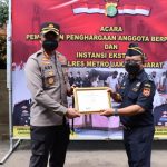 Polres Metro Jakarta Barat Beri Penghargaan Kepada Anggota yang Berprestasi
