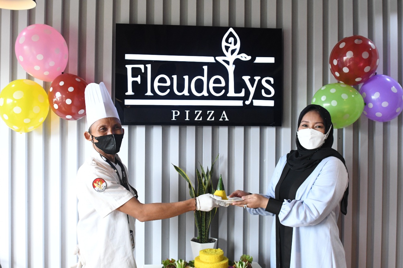 New Opening Fleudelys Pizza Restaurant Di Terminal 2D Bandara Soetta