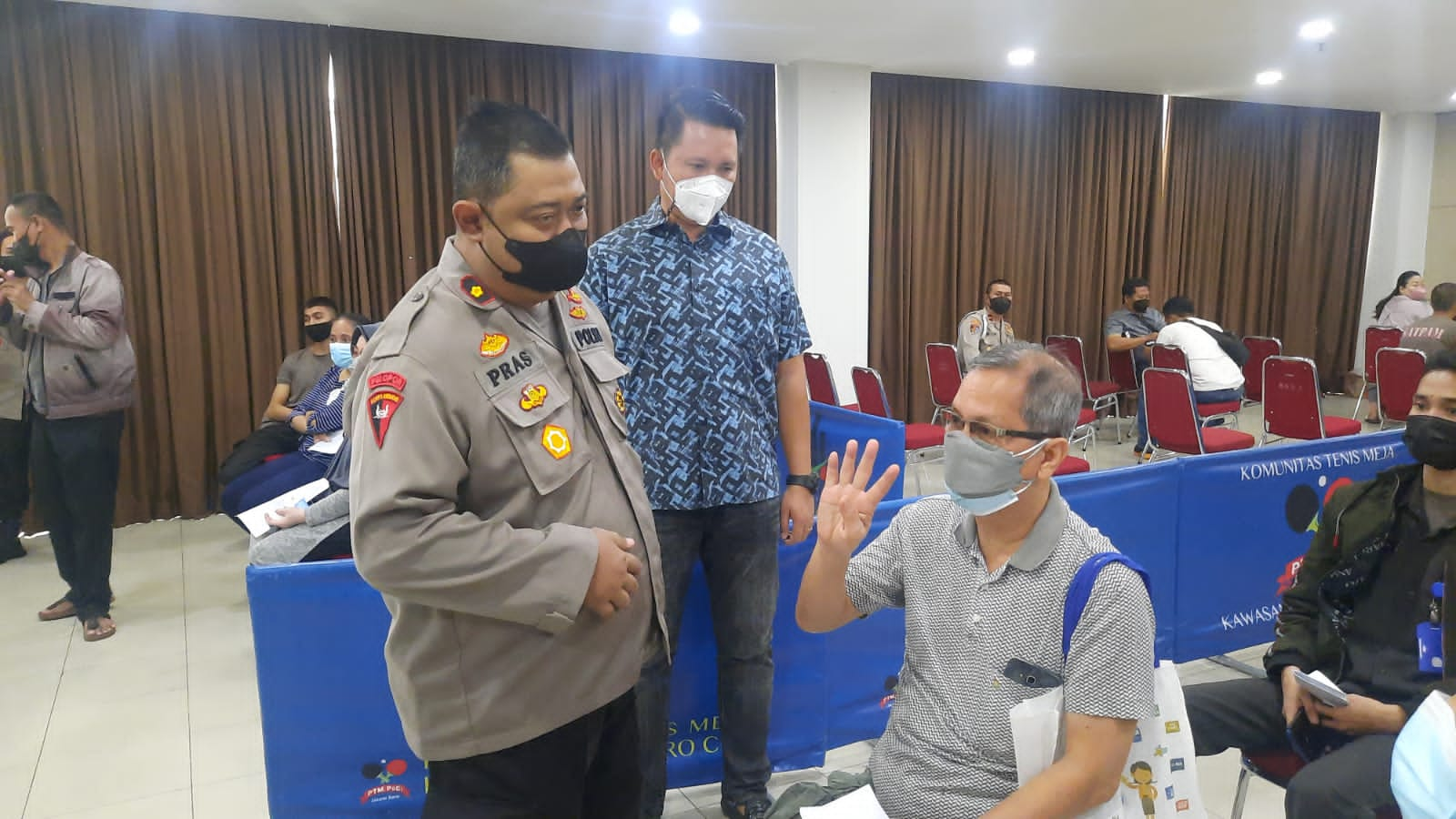 Polres Metro Jakarta Barat Gelar Vaksinasi Booster