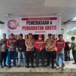 Jajaran Polsek Bayah Monitoring Pemeriksaan Dan Pengobatan Gratis PT Cemindo Gemilang Di Desa Bayah Barat